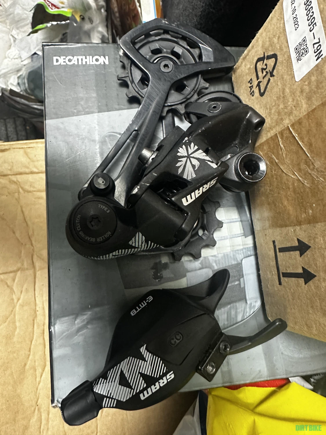 1. Schimbător spate Sram NX
