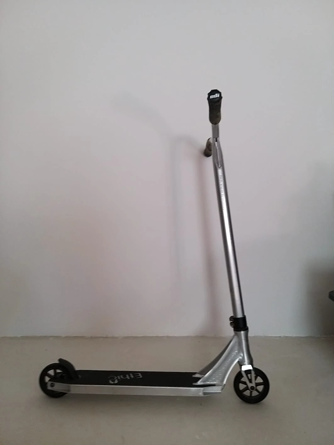 20. Trotineta Ethic DTC Erawan Brushed (aluminiu 6061 T6)