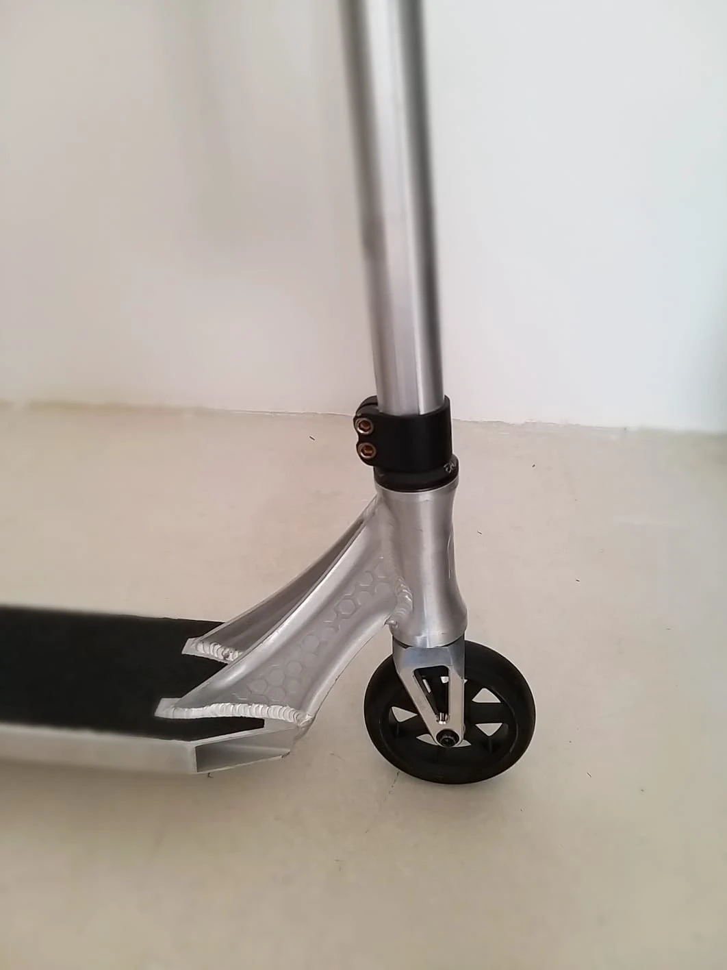 18. Trotineta Ethic DTC Erawan Brushed (aluminiu 6061 T6)