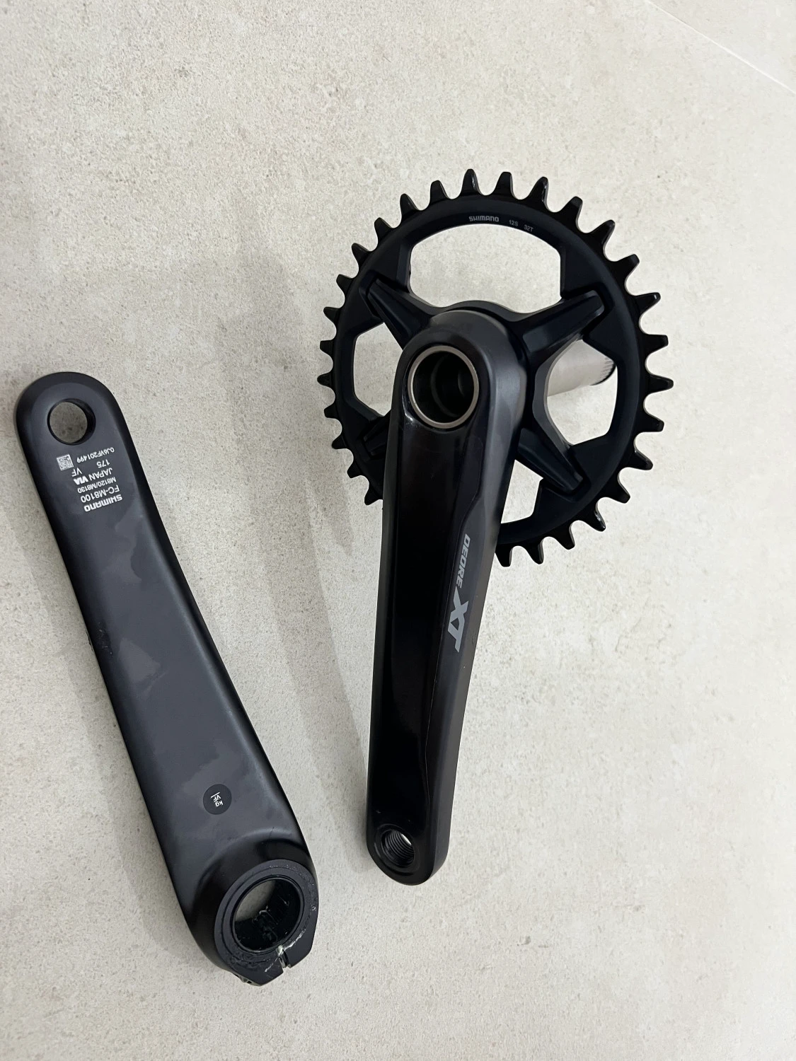 1. Angrenaj Shimano XT FC-M8120-1 175 cu foaie SM-CRM85 32T și BB