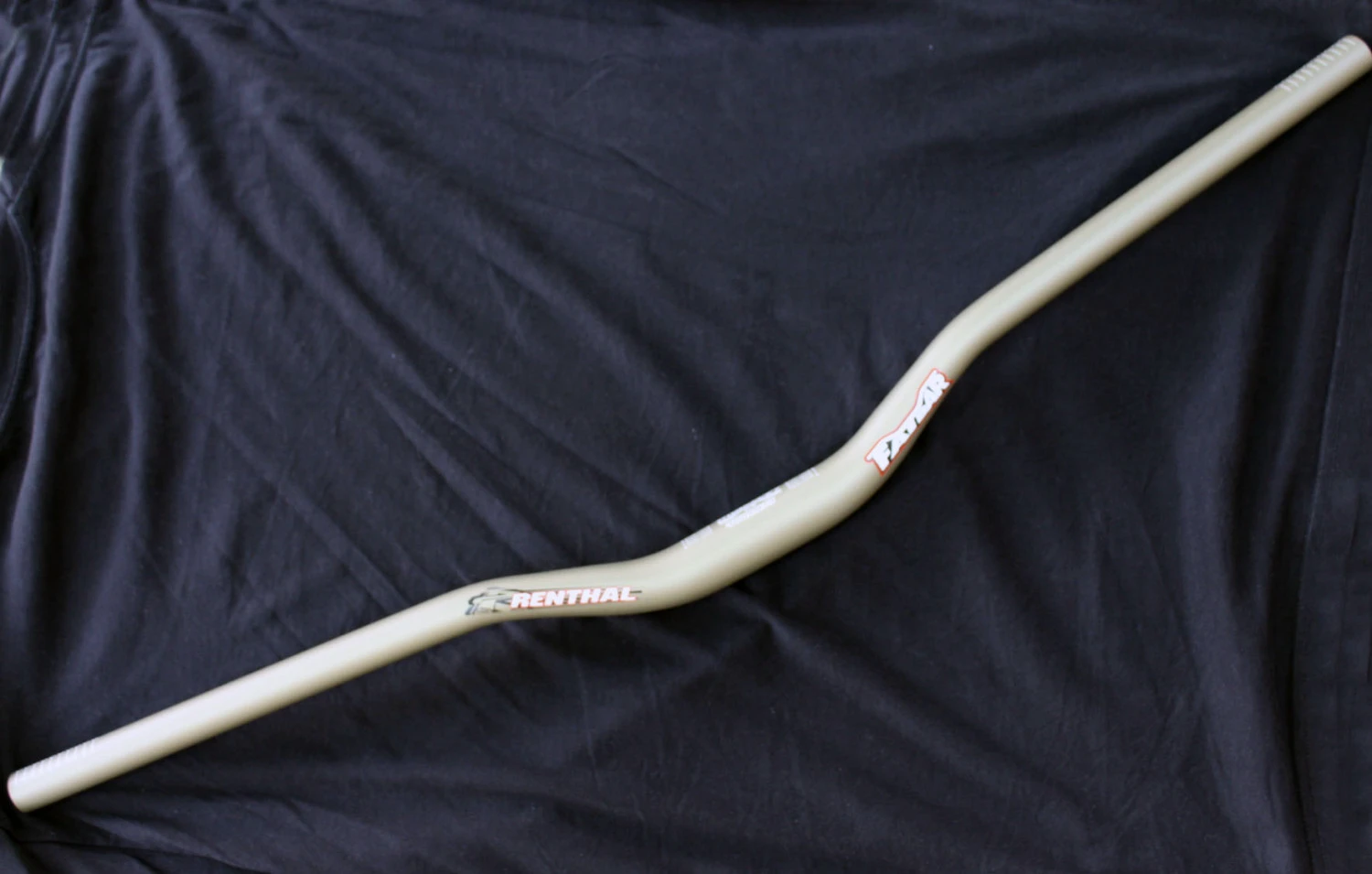 1. Renthal Fatbar V2 Riser Handlebar 800mm ghidon MTB 31.8mm