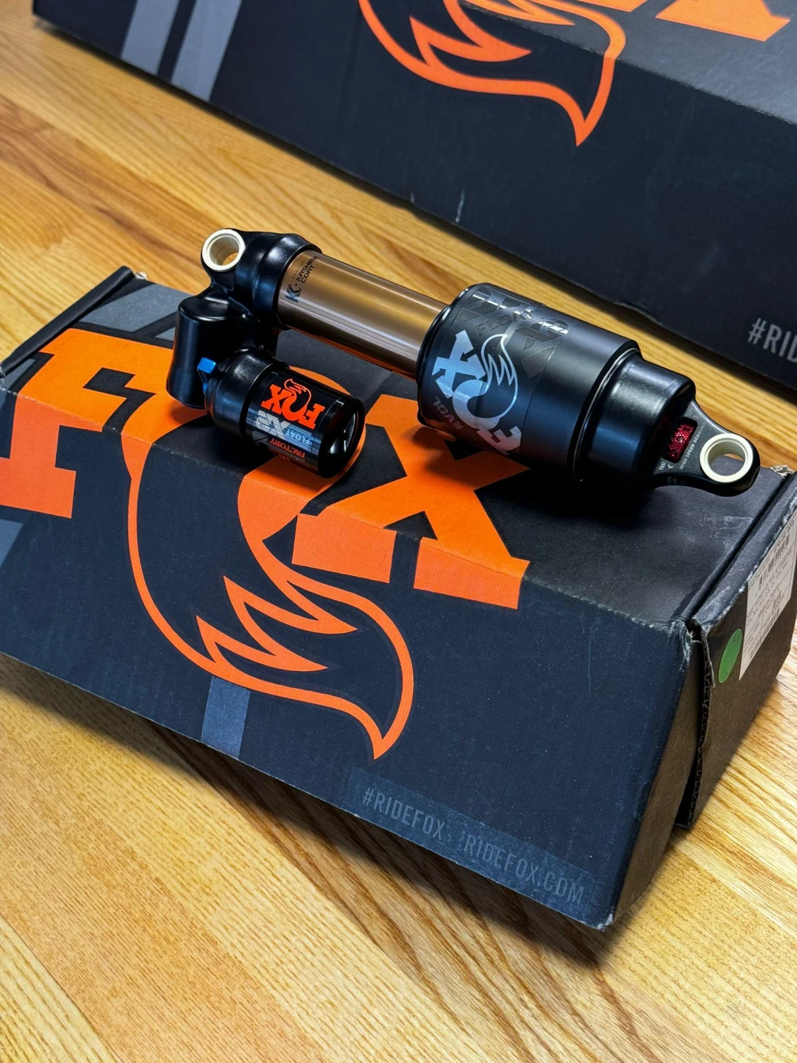 4. NOU Shock fox float x2 factory 2024