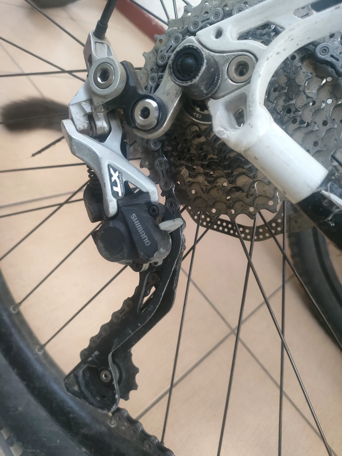 4. Vând RAM Bike HT Three