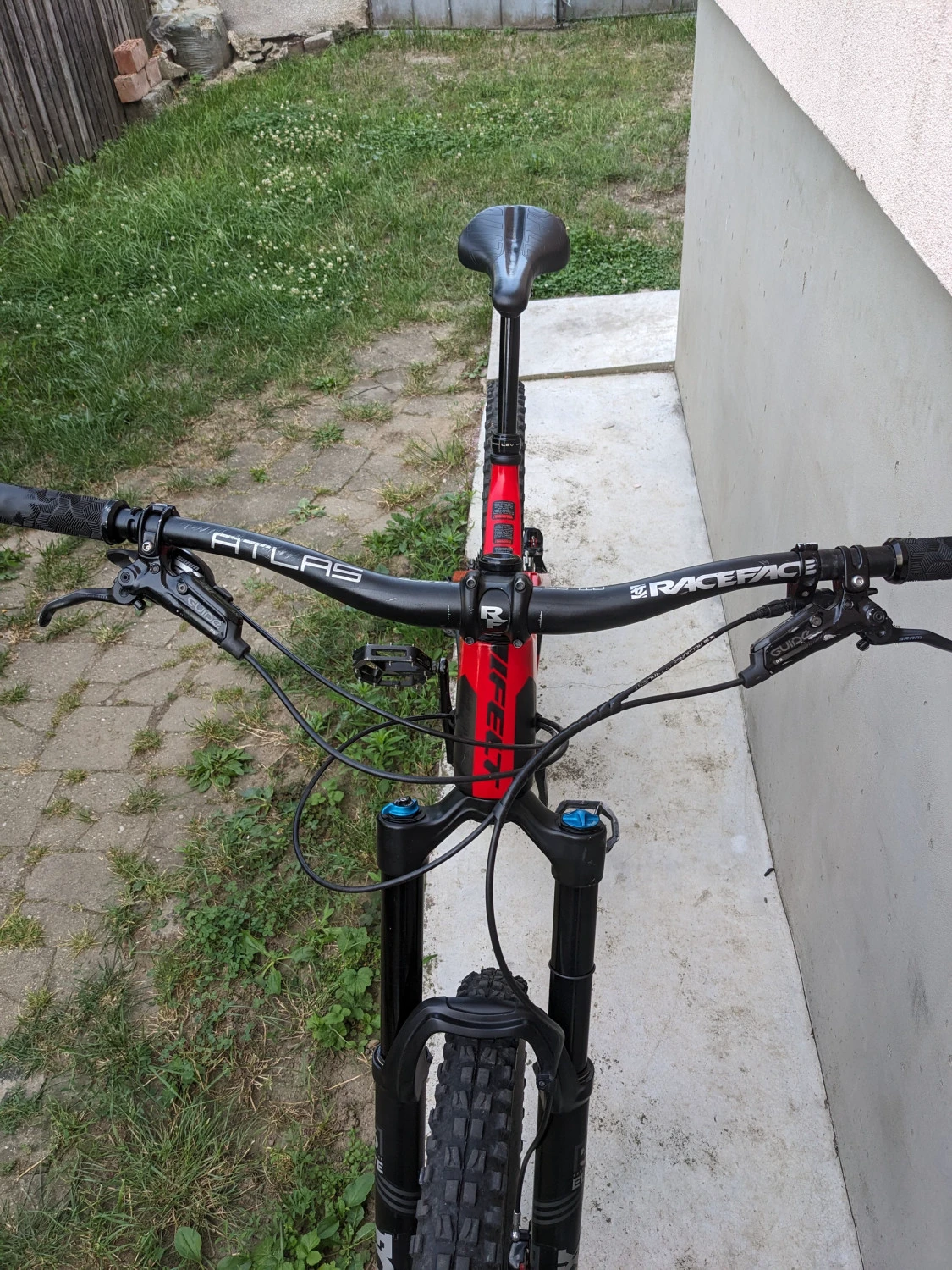 3. Enduro Felt Compulsion 1 Carbon 27.5 M