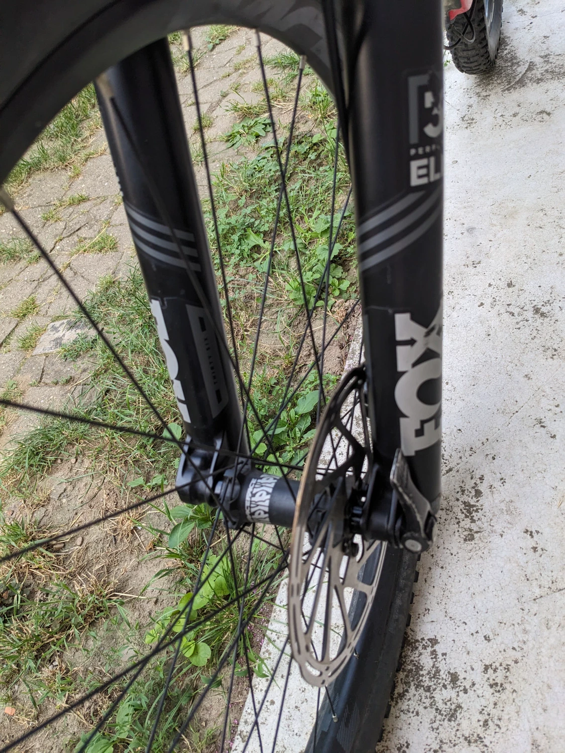 7. Enduro Felt Compulsion 1 Carbon 27.5 M