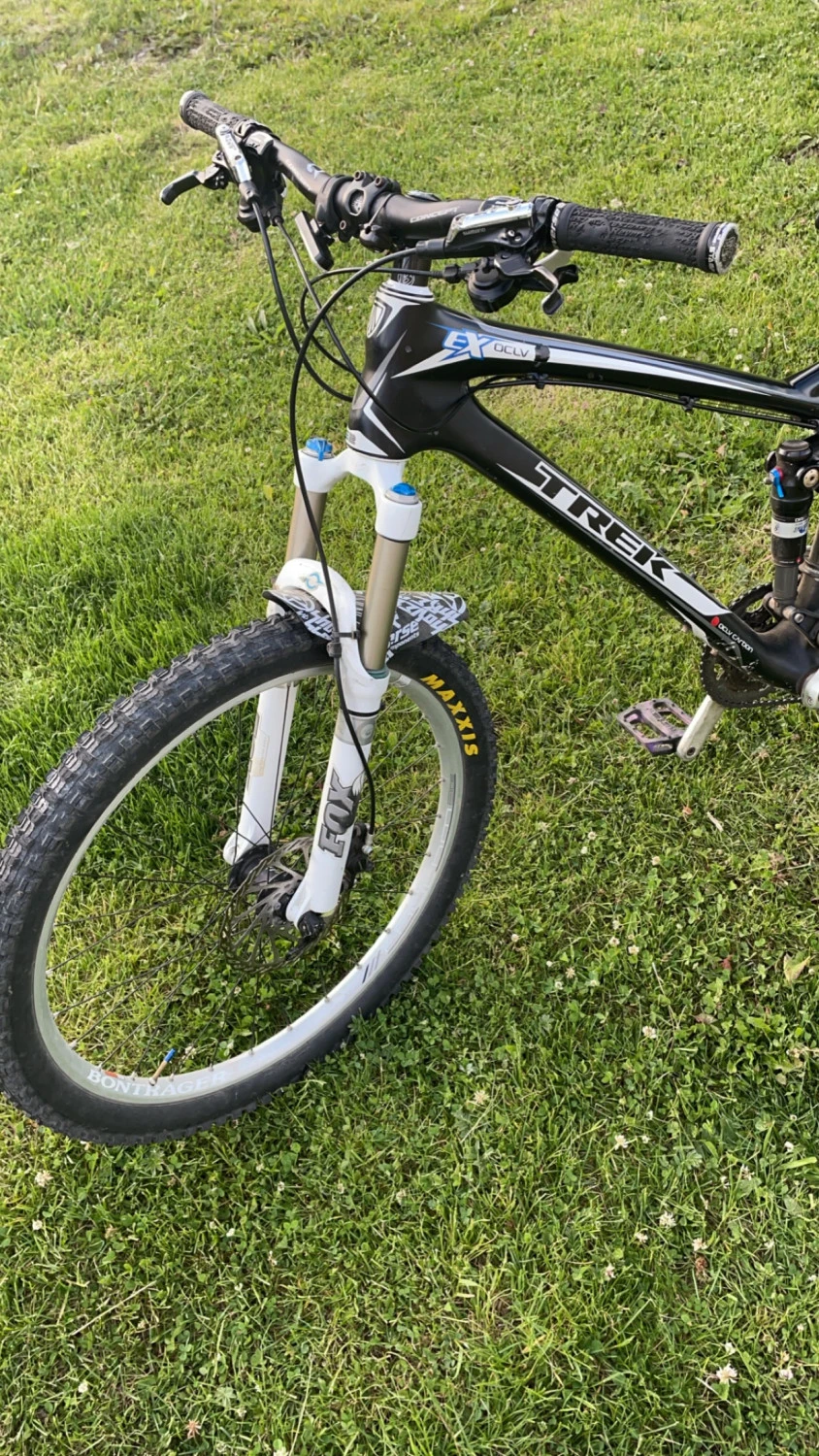 3. Vând Trek ex fuel 9