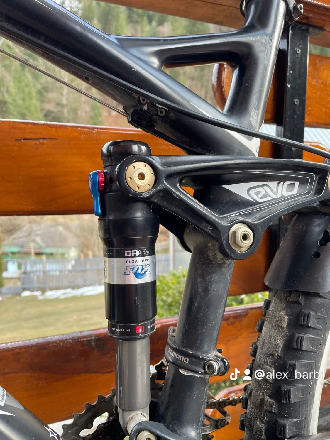 13. Vând Trek ex fuel 9