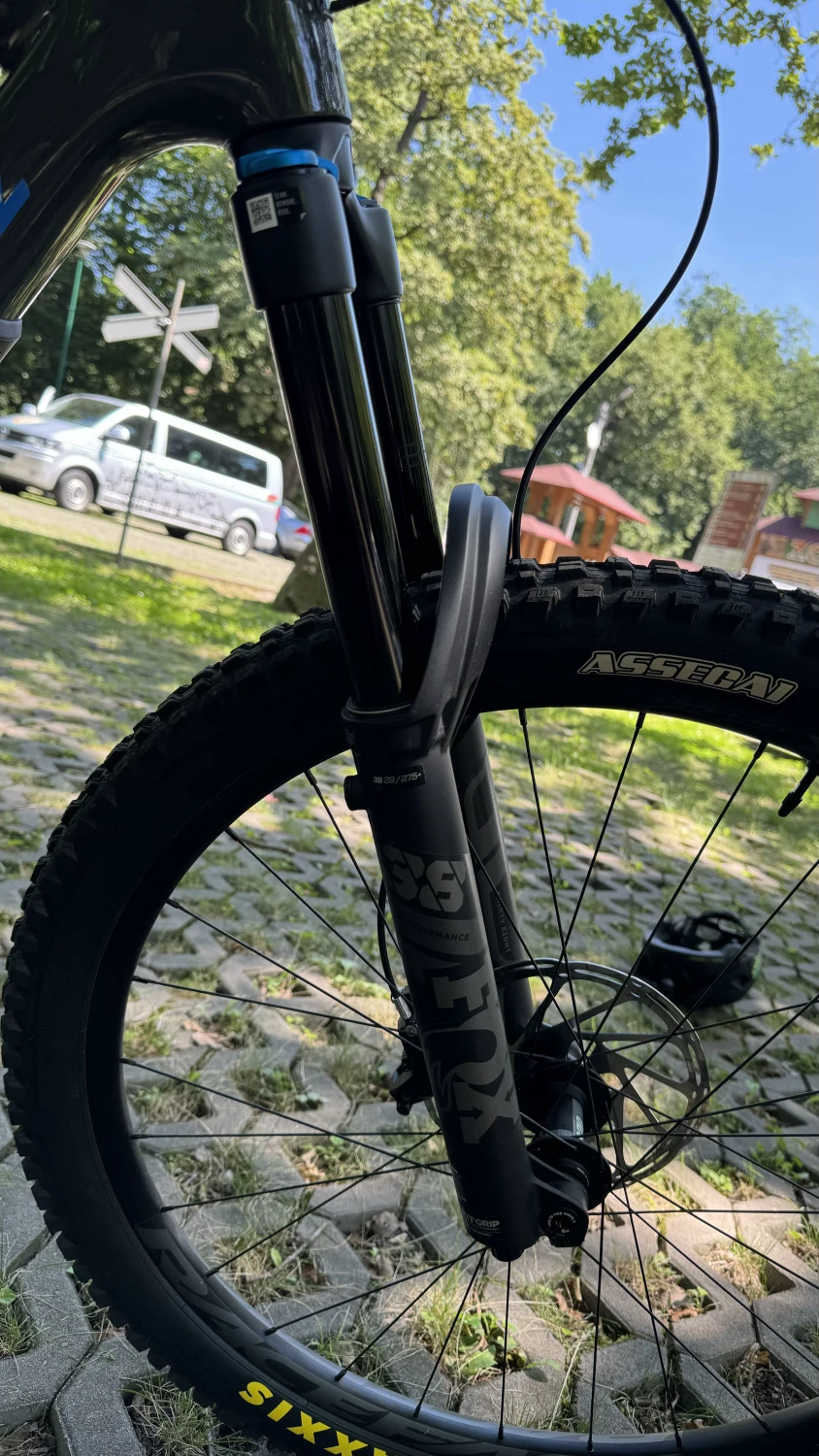 5. Vand un Santa Cruz Bronson CC