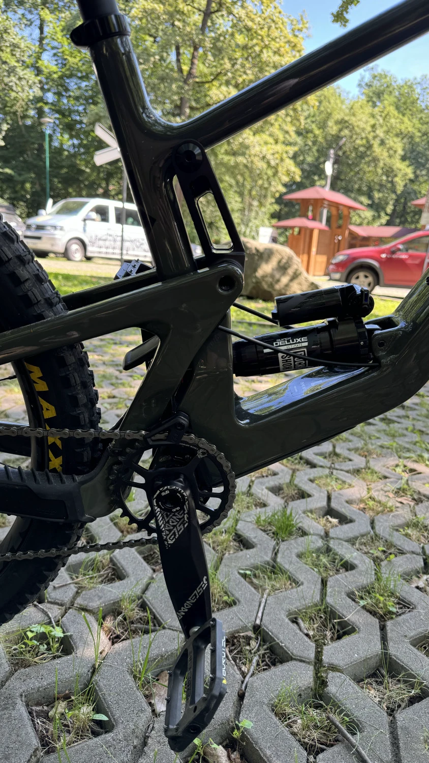 3. Vand un Santa Cruz Bronson CC