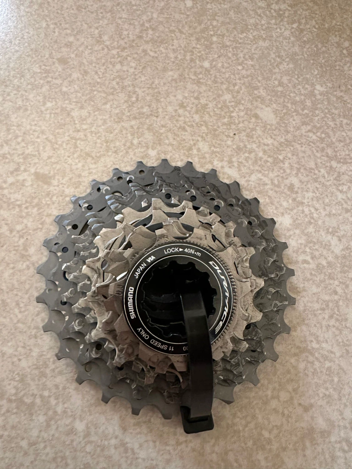 1. Caseta Shimano Dura-Ace 11 viteze
