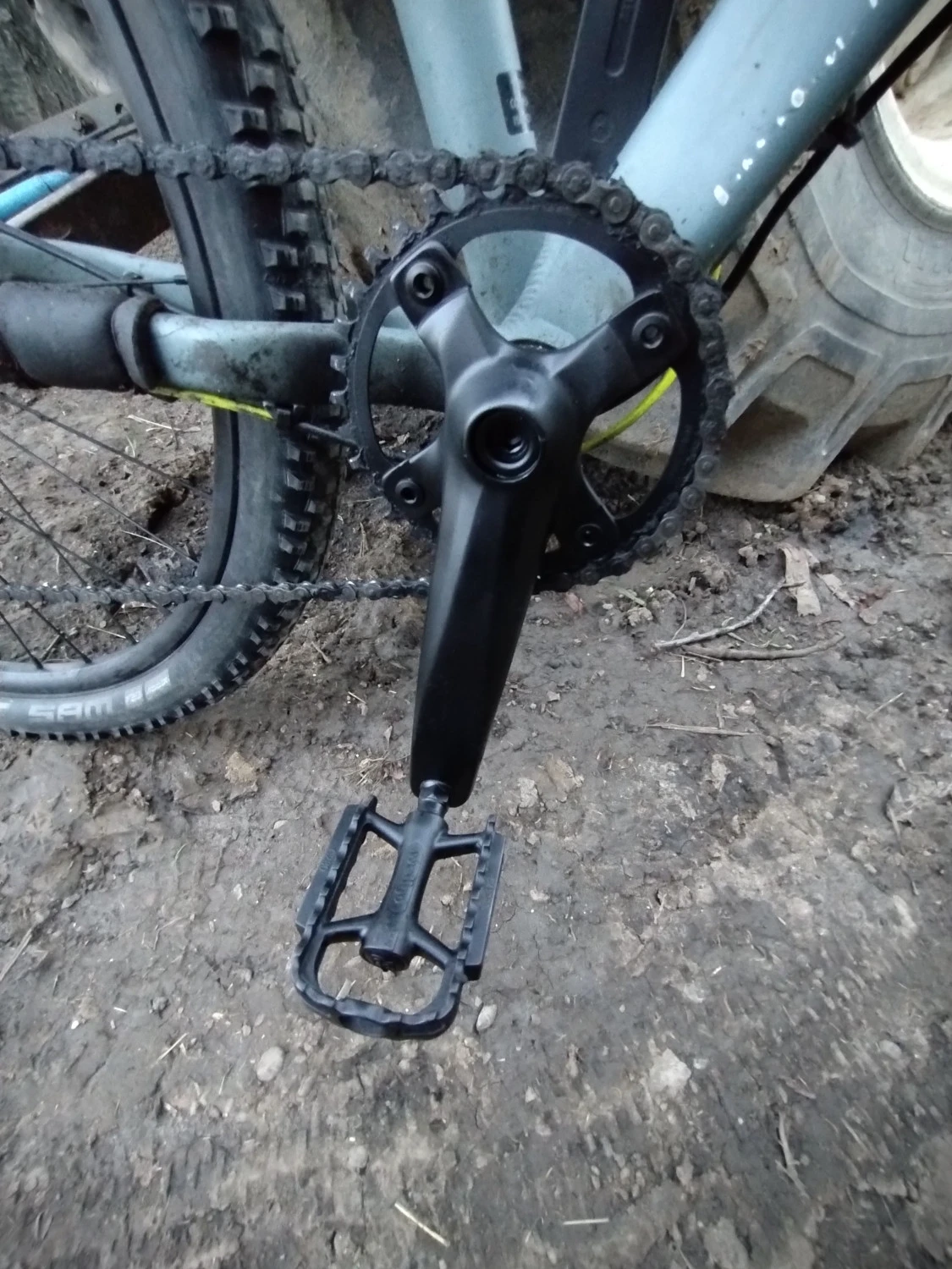 3. Vând bicicleta CONWAY MS 427 costum