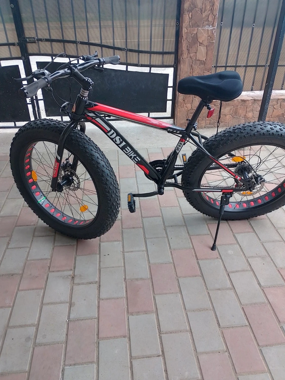 1. Vand bicicleta Fat Bike 26 inch