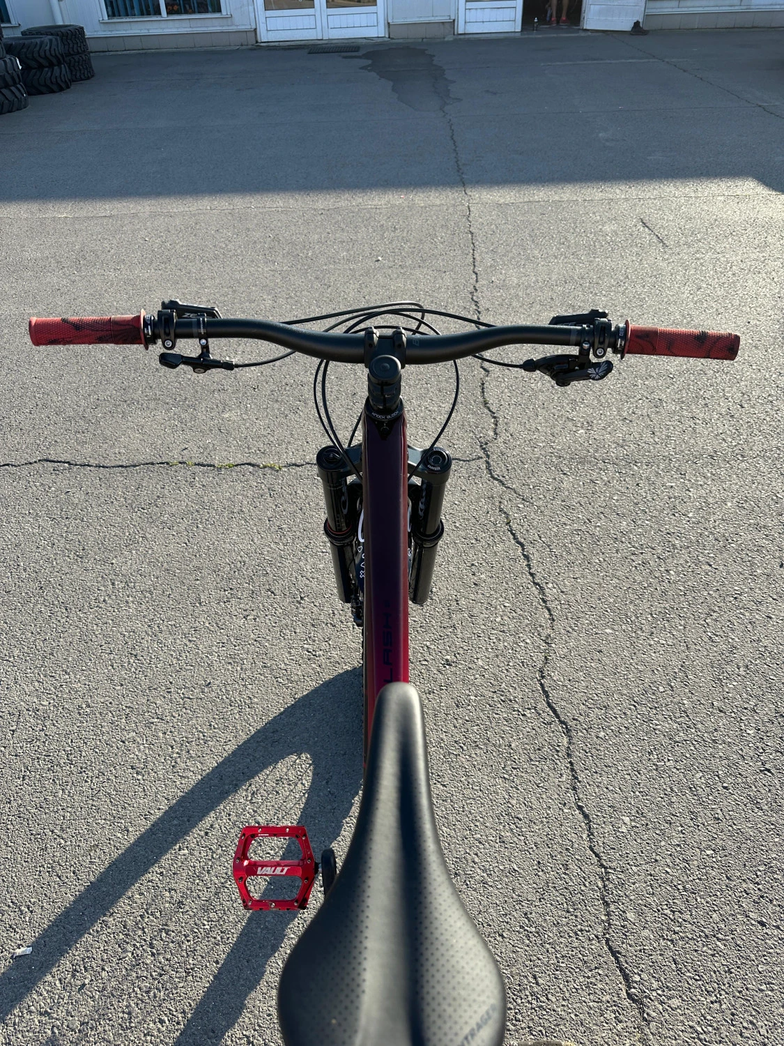 11. Trek Slash 8 2020 L