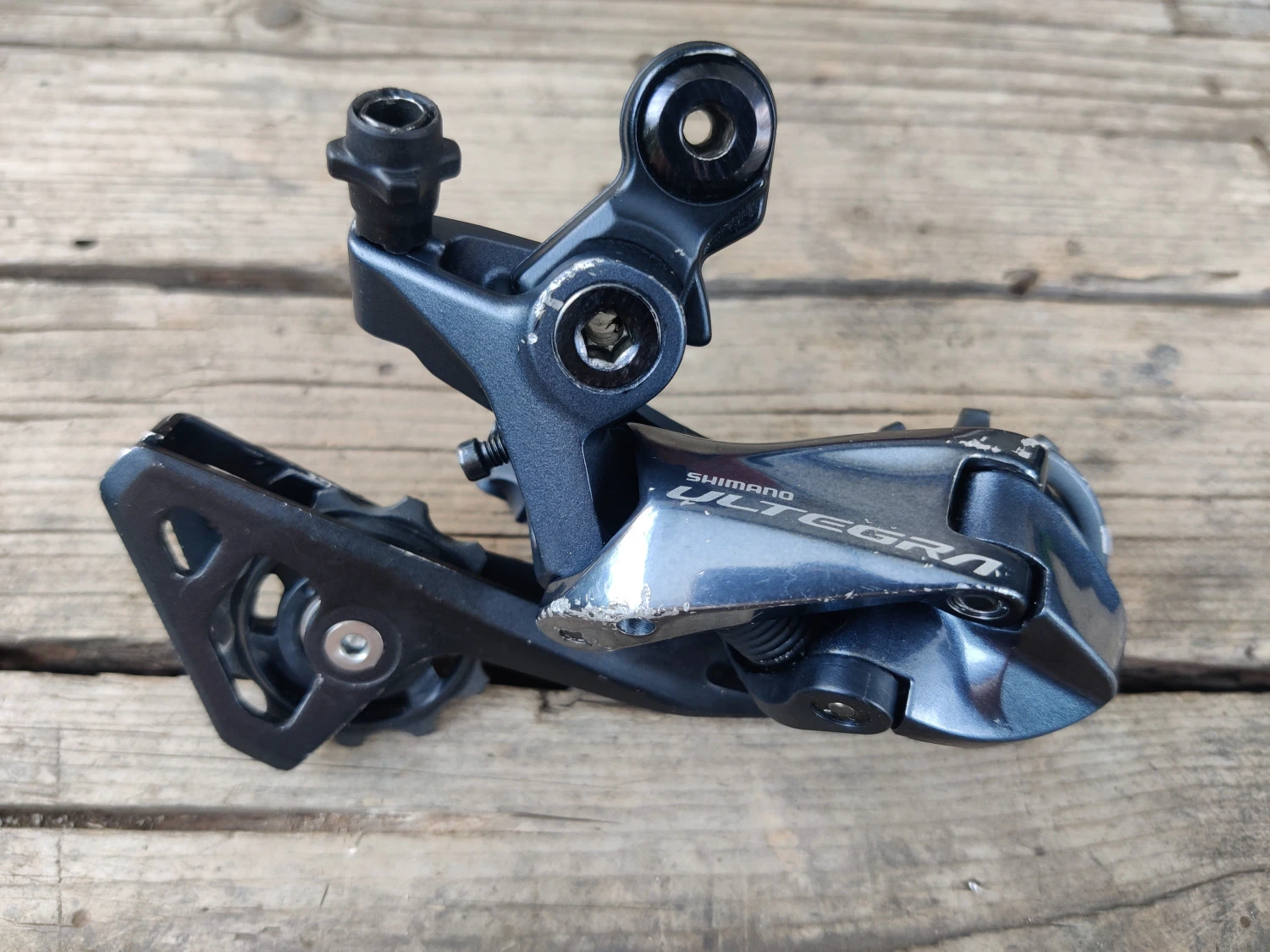 1. Schimbator / deraior spate Shimano Ultegra