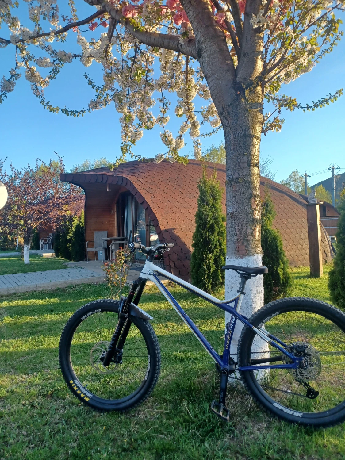 5. Vând Bicicleta Production Privee Shan GT