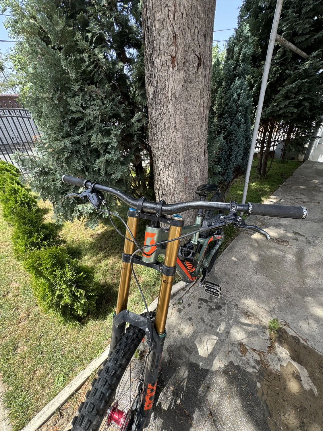 4. Vand Bicicleta Scott Gambler