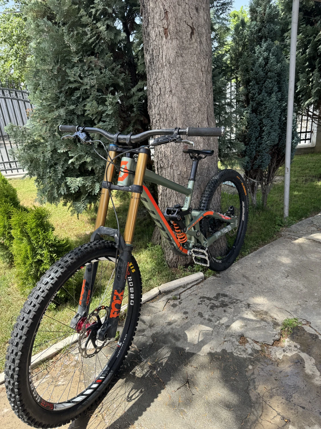 6. Vand Bicicleta Scott Gambler