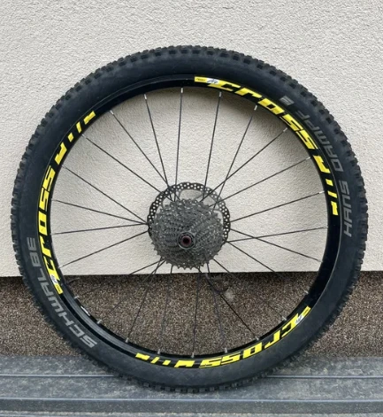 1. Roata spate mavic crossroc 27.5