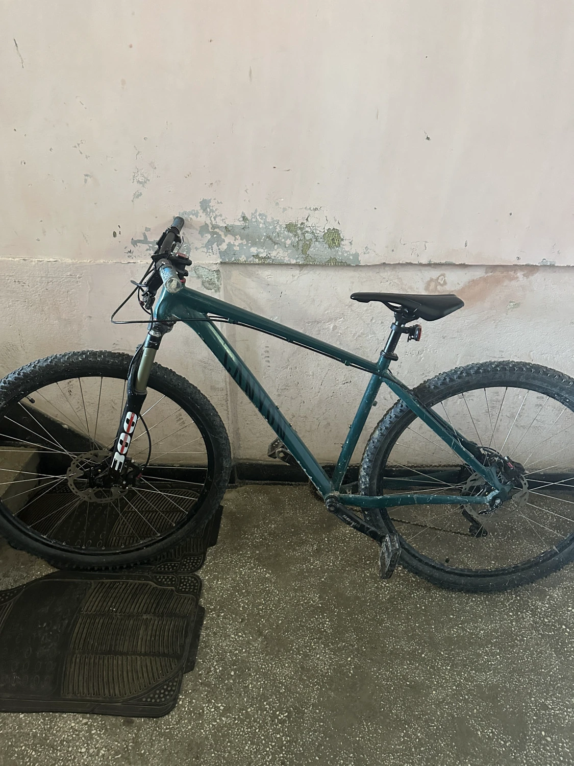 1. Bicicletă Canyon mărime S
