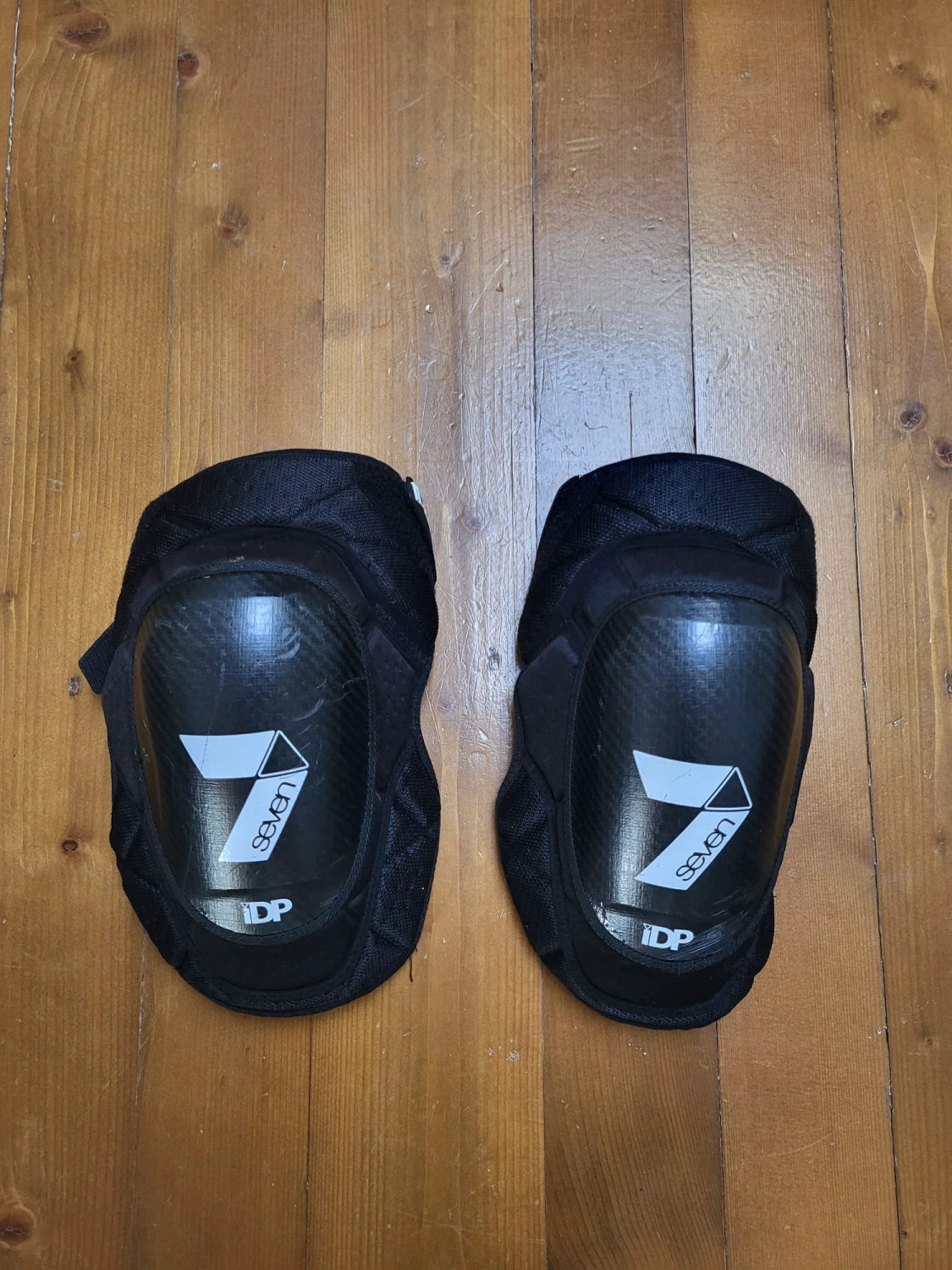 1. Genuchiere 7IDP Control Knee