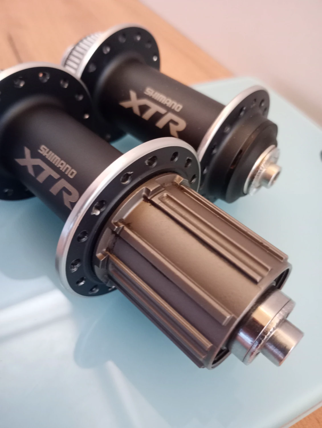 1. Set butuci Xtr 975....... reținut