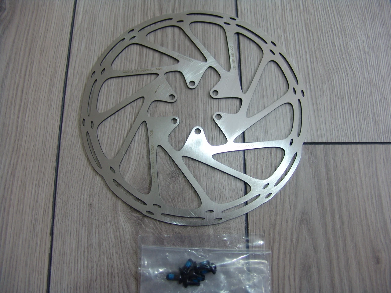 1. Disc Sram Centerline 200mm/Nou