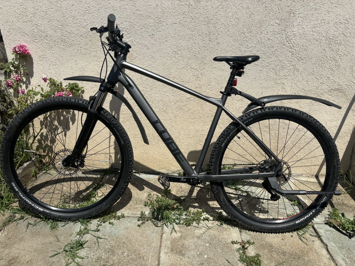 1. Bicicleta Cube Aim Ex