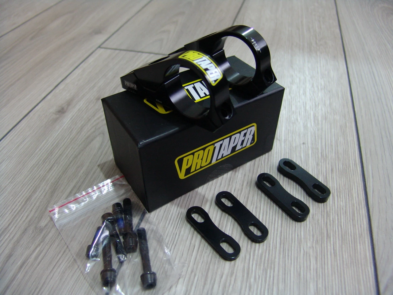 1. Pipa DH direct mount PROTAPER cu prindere ghidon 35mm /Noua