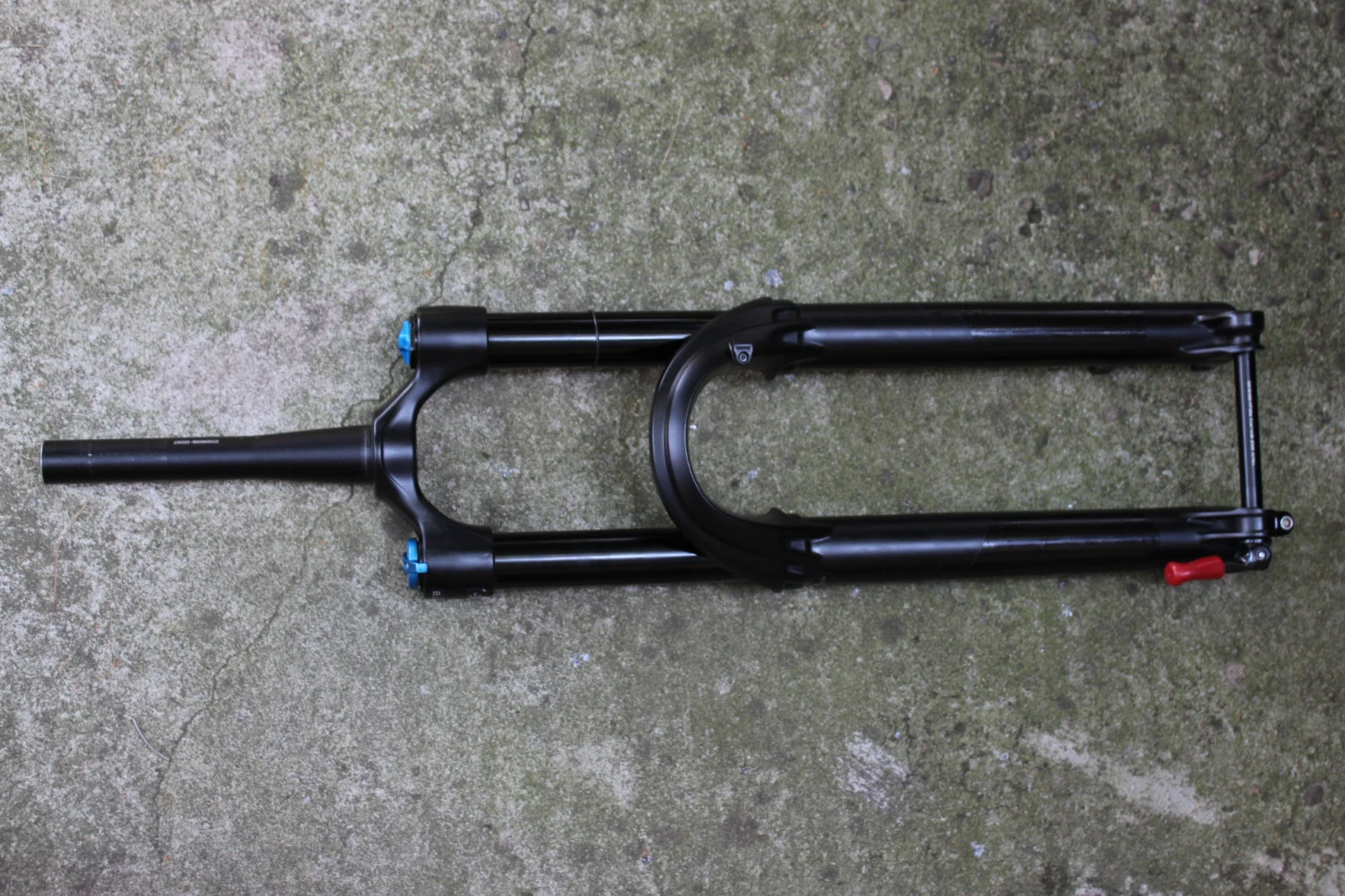 1. Fox 38 furca suspensie 2023 Rhythm E-tuned FLOAT 29inch 180mm Grip