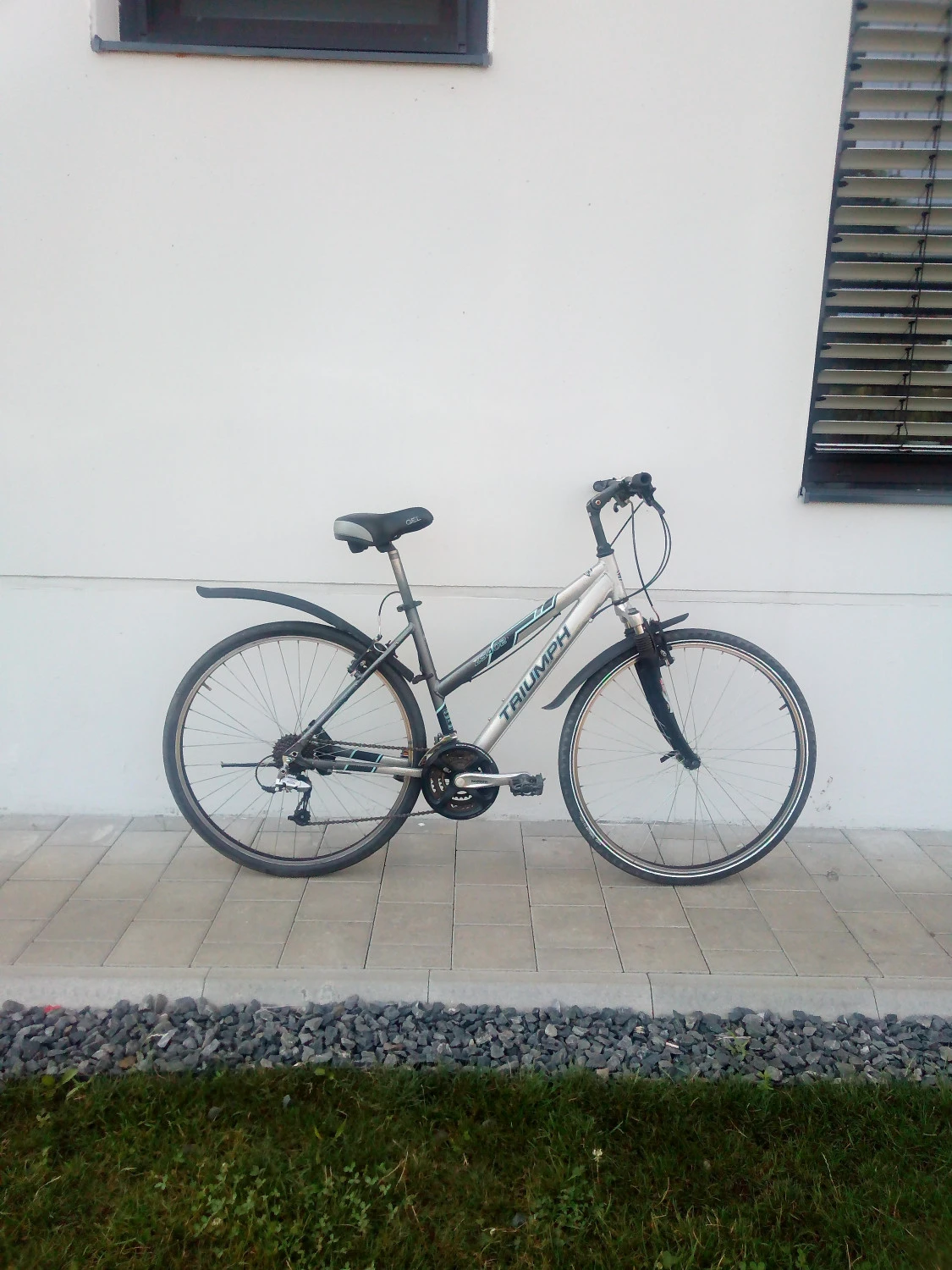 1. Bicicleta aluminiu Triumph roti 28"