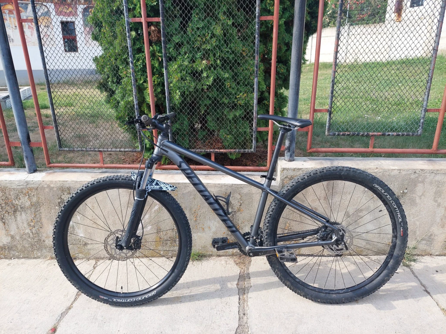 1. MTB Specialized Rockhopper 29 an 2021