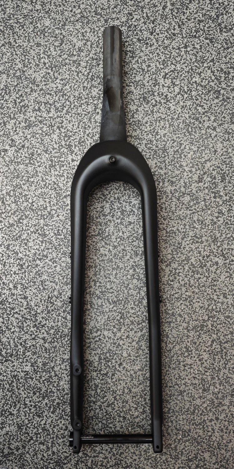 2. Furca gravel Merida Silex CF2 carbon