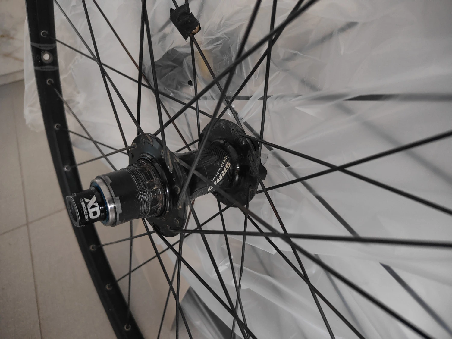 1. Roata Spate Sram 29 Boost 148x12 mm
