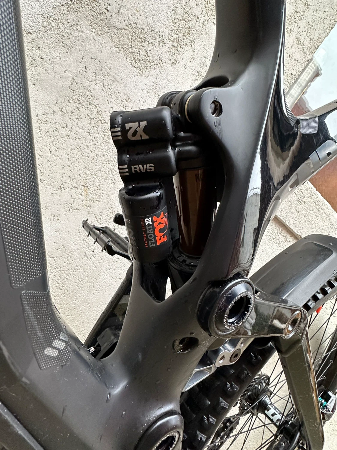 3. Canyon Sender CF 9.0