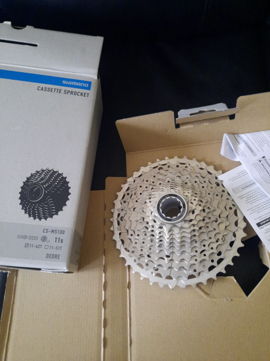 1. Shimano deore CS-M5100 11s 11-42T