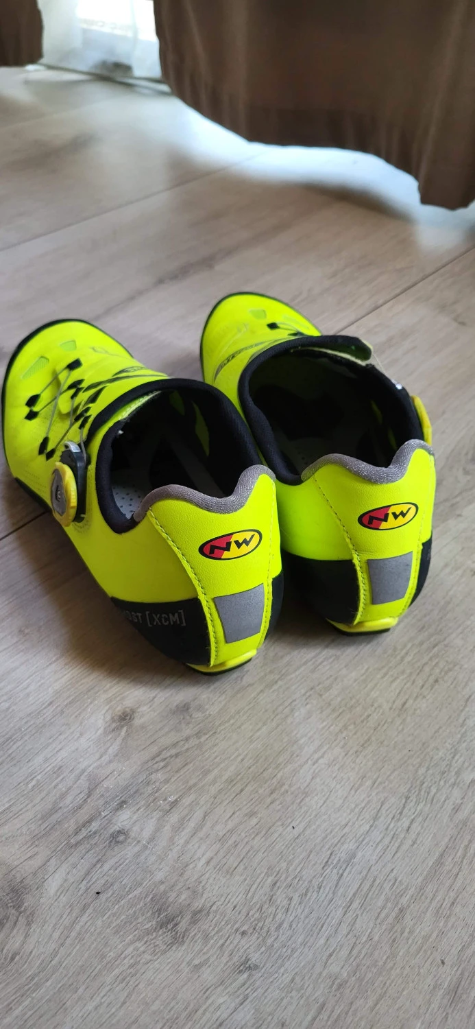 7. Pantofi MTB Northwave Ghost XCM Neon green NOI marimea 42