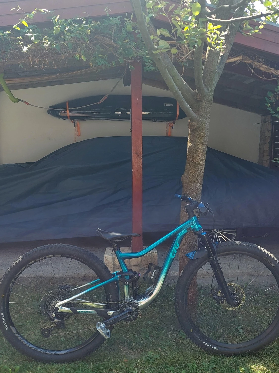 5. Bicicleta mtb full suspension Liv Pique 29 2