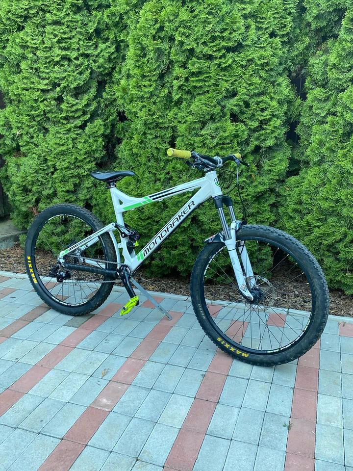1. Bicicletă Mondraker Traker