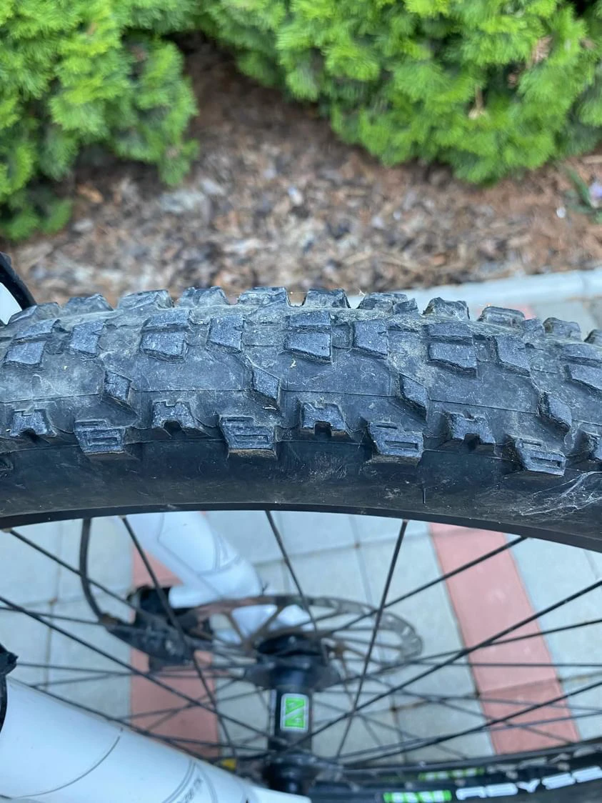 8. Bicicletă Mondraker Traker