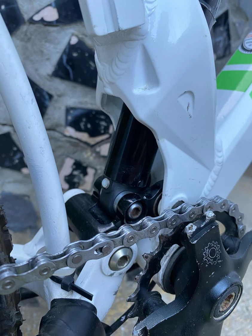 20. Bicicletă Mondraker Traker