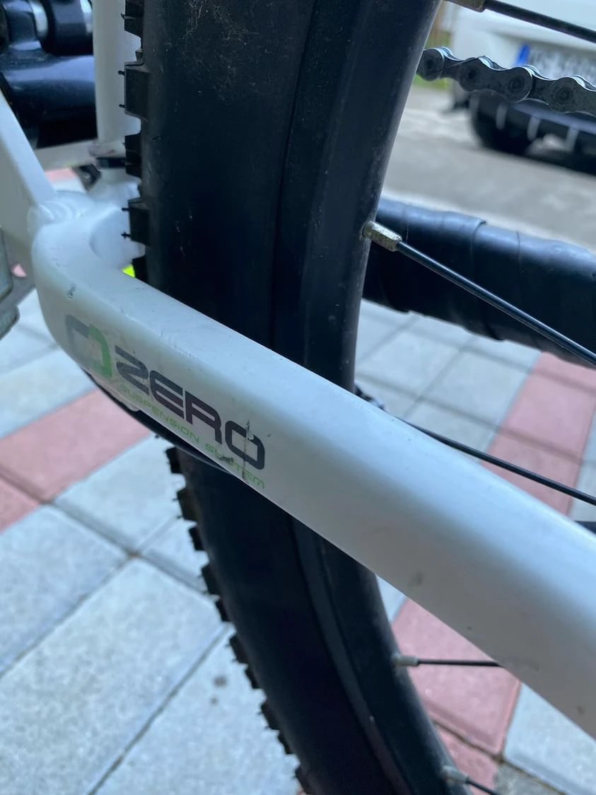 14. Bicicletă Mondraker Traker