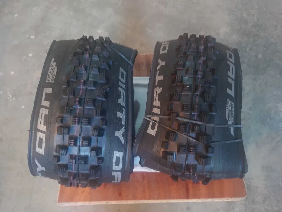 1. Anvelope Schwalbe Dirty Dan
