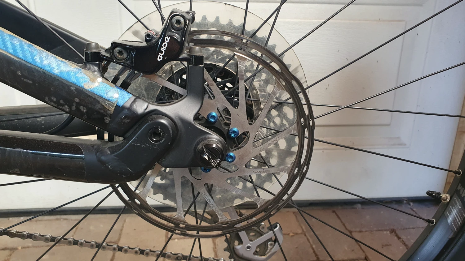 4. Canyon Spectral CF7, marimea L, roti 27.5