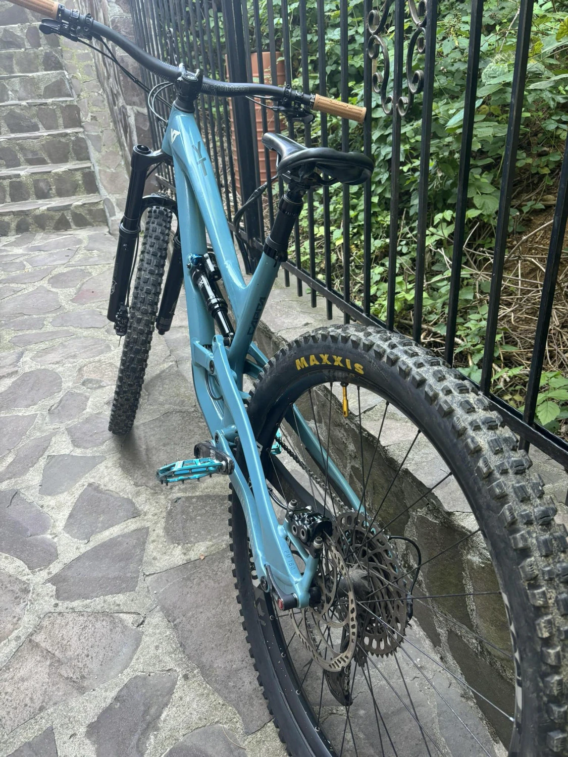 3. YT Capra Core 3 Marime L (2022)