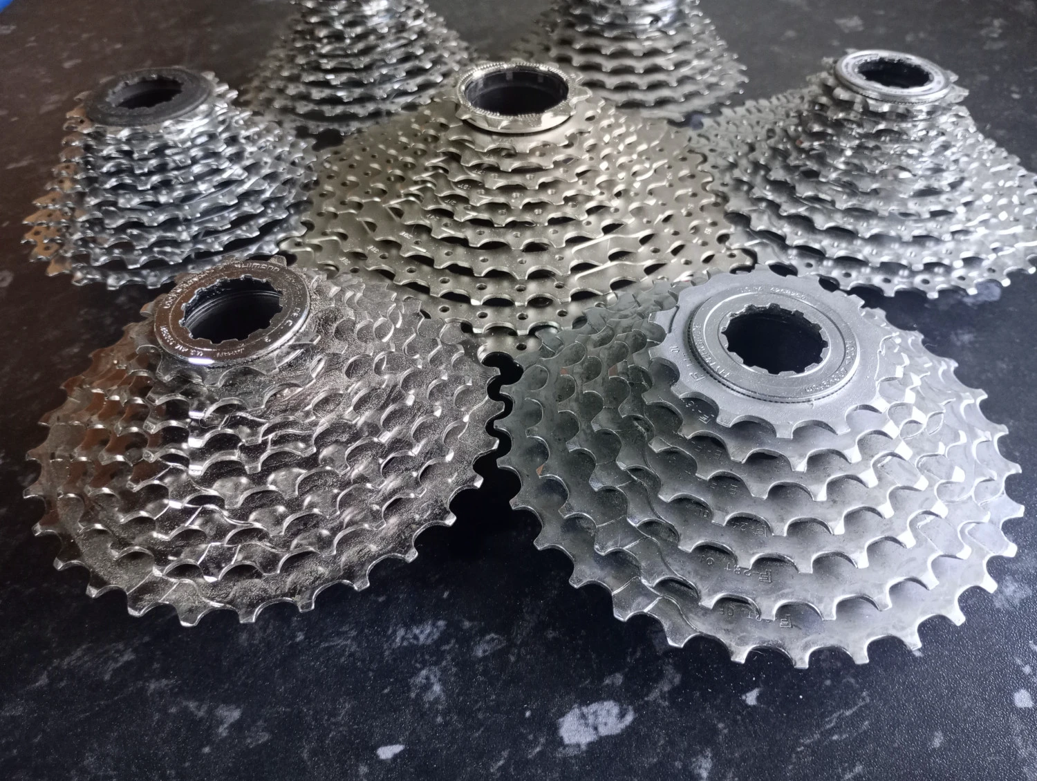 1. Pinioane Shimano 8 rânduri