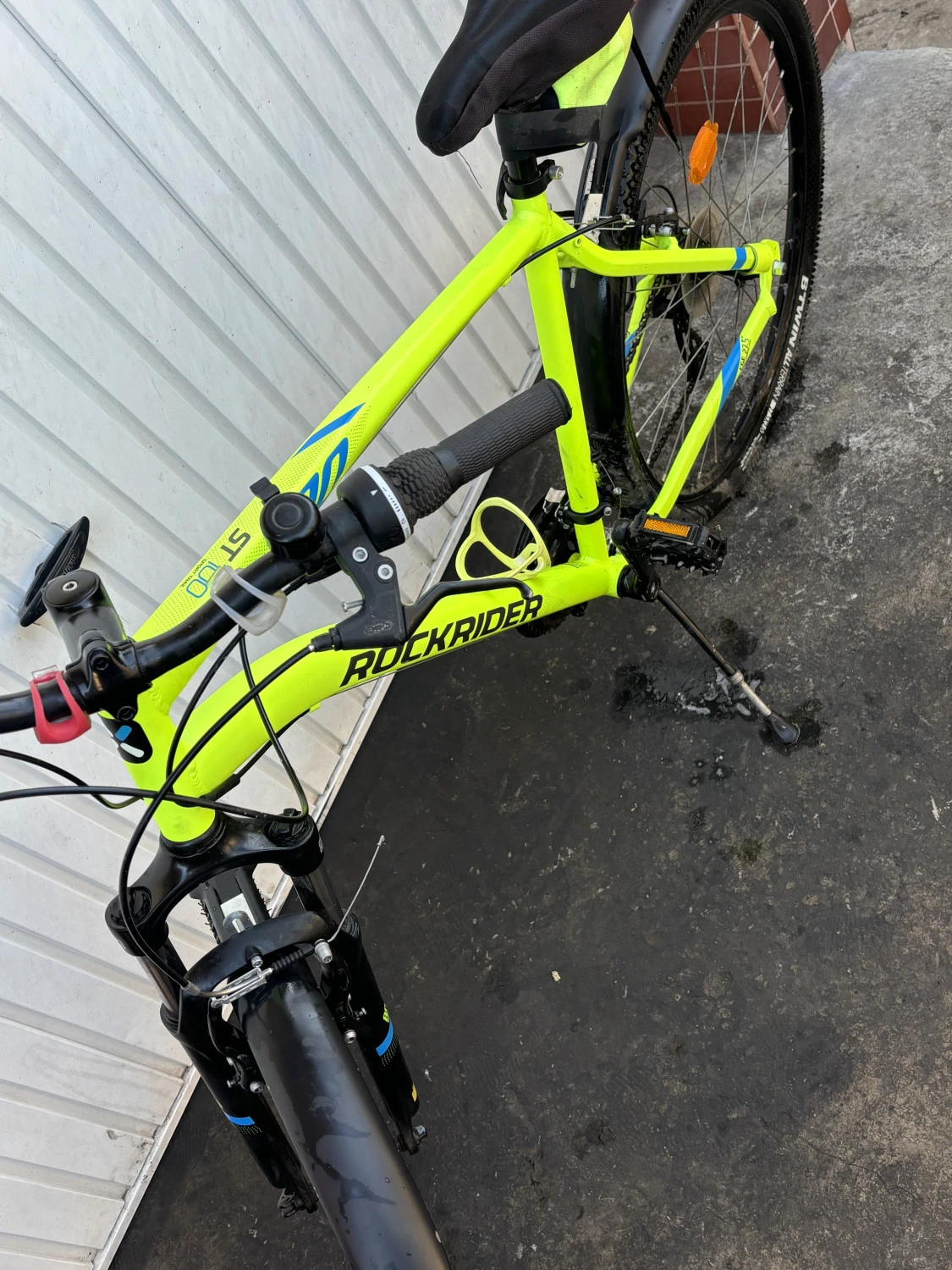 1. Bicicleta Rockrider st100