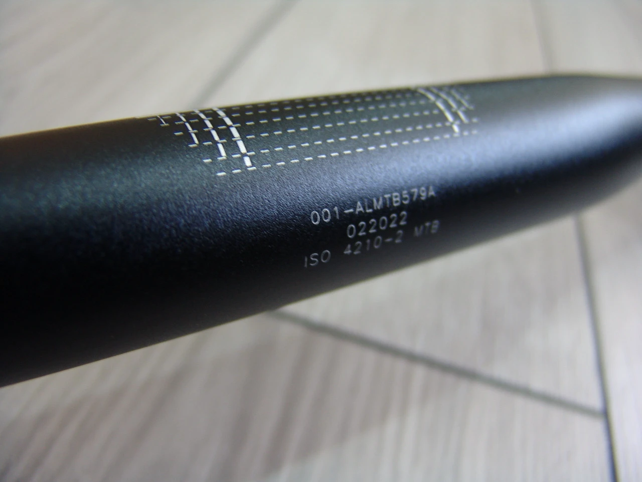 4. Ghidon MTB Lapierre 760mm/Nou