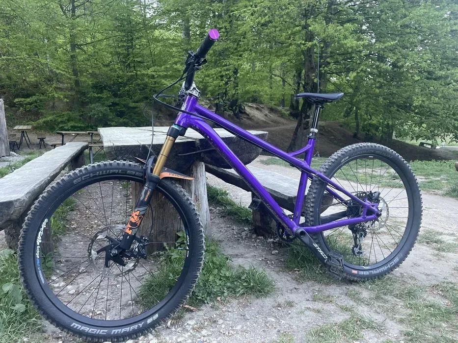 1. Ragley MmmBop 2020 HardTail