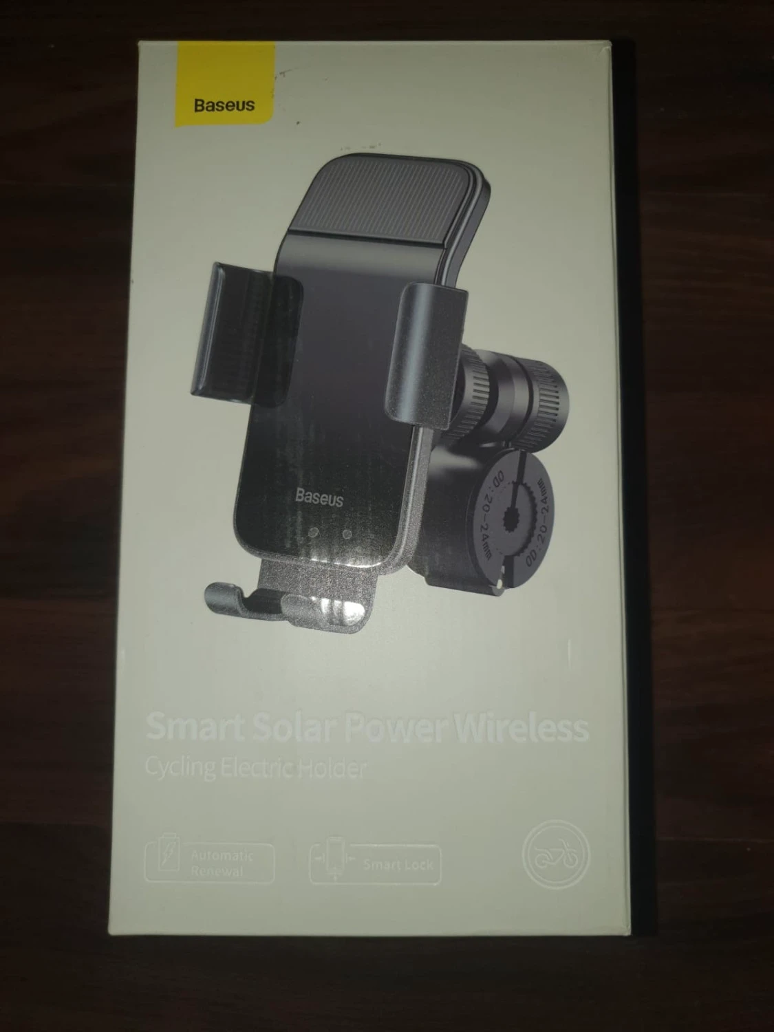 1. Suport de bicicleta pentru telefoane cu Panou Solar, Baseus, Baterie 150mAh, IP54
