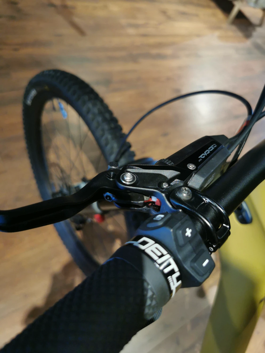 3. Bicicleta electrica emtb Specialized Turbo Levo Expert Carbon S4 T-type